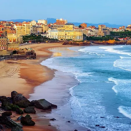 Maison A Deux Pas De La Plage De La Cote Des Basques A Biarritz. - Maison 4 Pieces 6 Personnes 169247 Βίλα